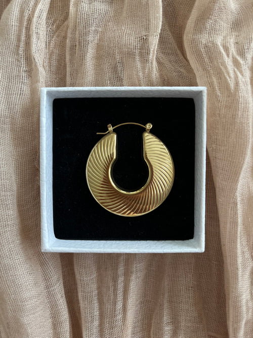 Goldene Ohrringe Aphrodite